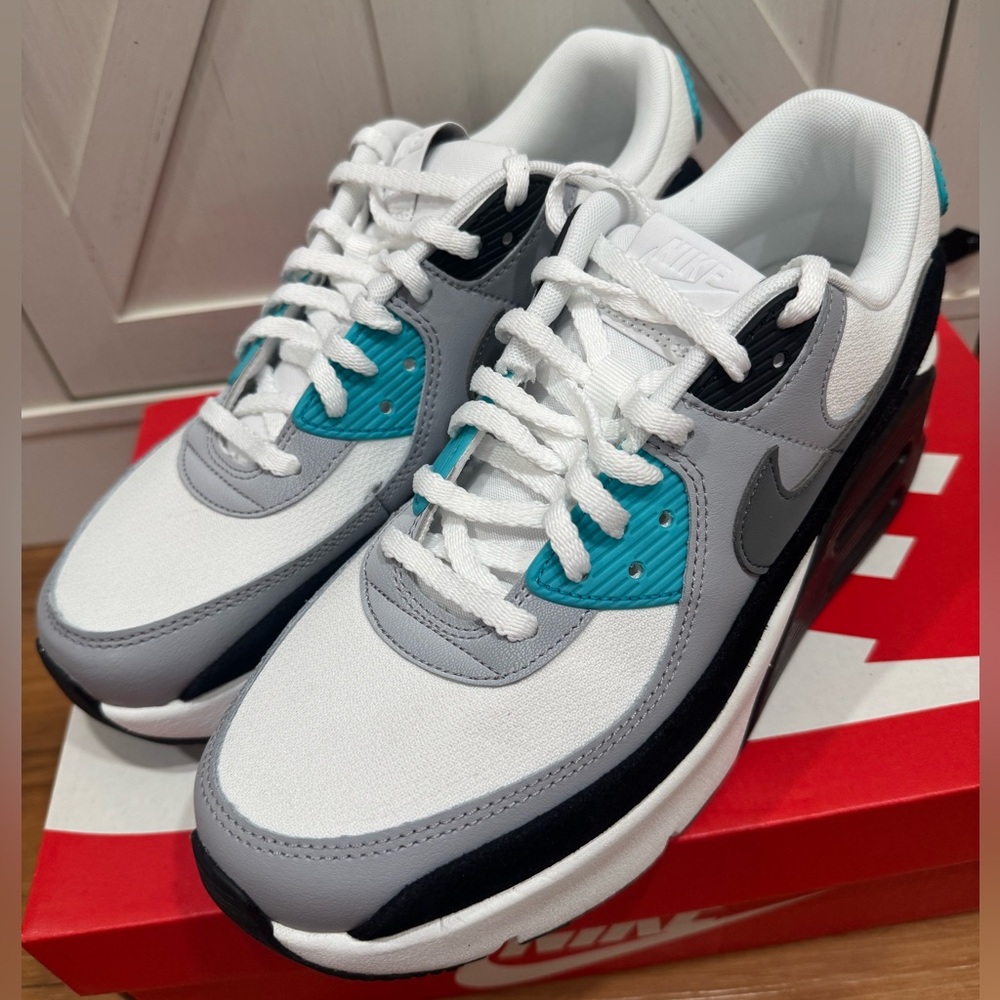 Nike Air Max 90 LV8 ‘Laser Blue’ Women's 9.5 - Picture 4 of 8